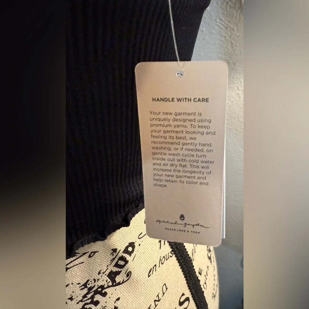 NWT SPIRITUAL GANGSTER Amor Crop Tank - Picture 6 of 12